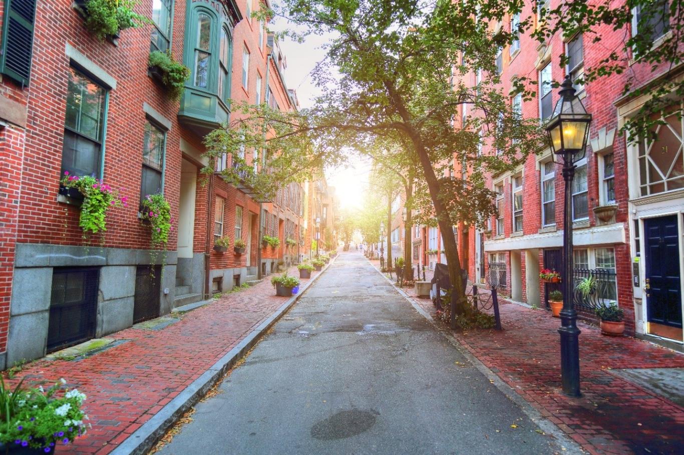 Beacon Hill in Boston - A neighborhood for every season