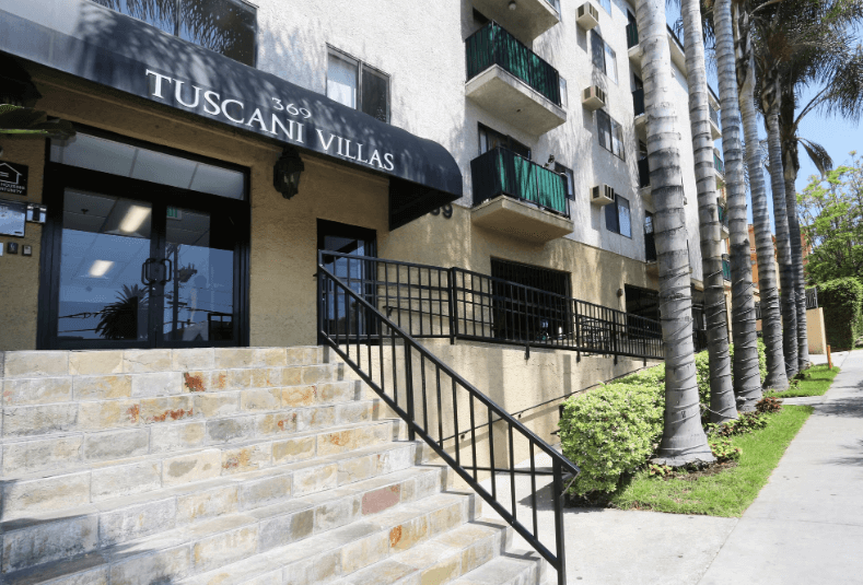 Tuscani Village