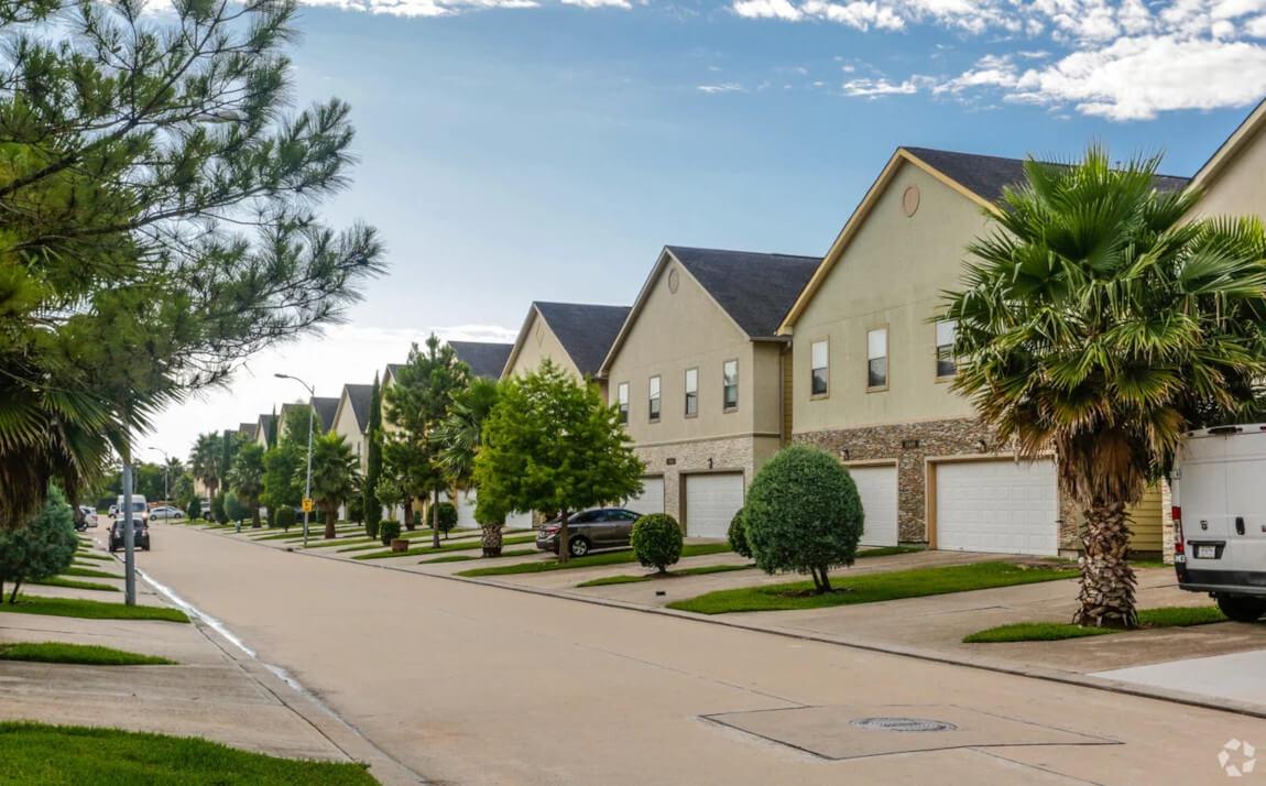 Addicks Stone Townhomes are single-family townhomes that provide a close-knit community close to downtown Houston.