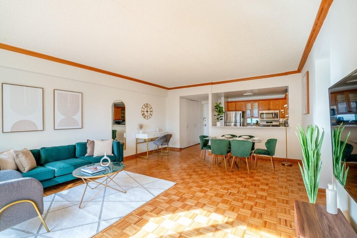 New York condo listing on Apartments.com