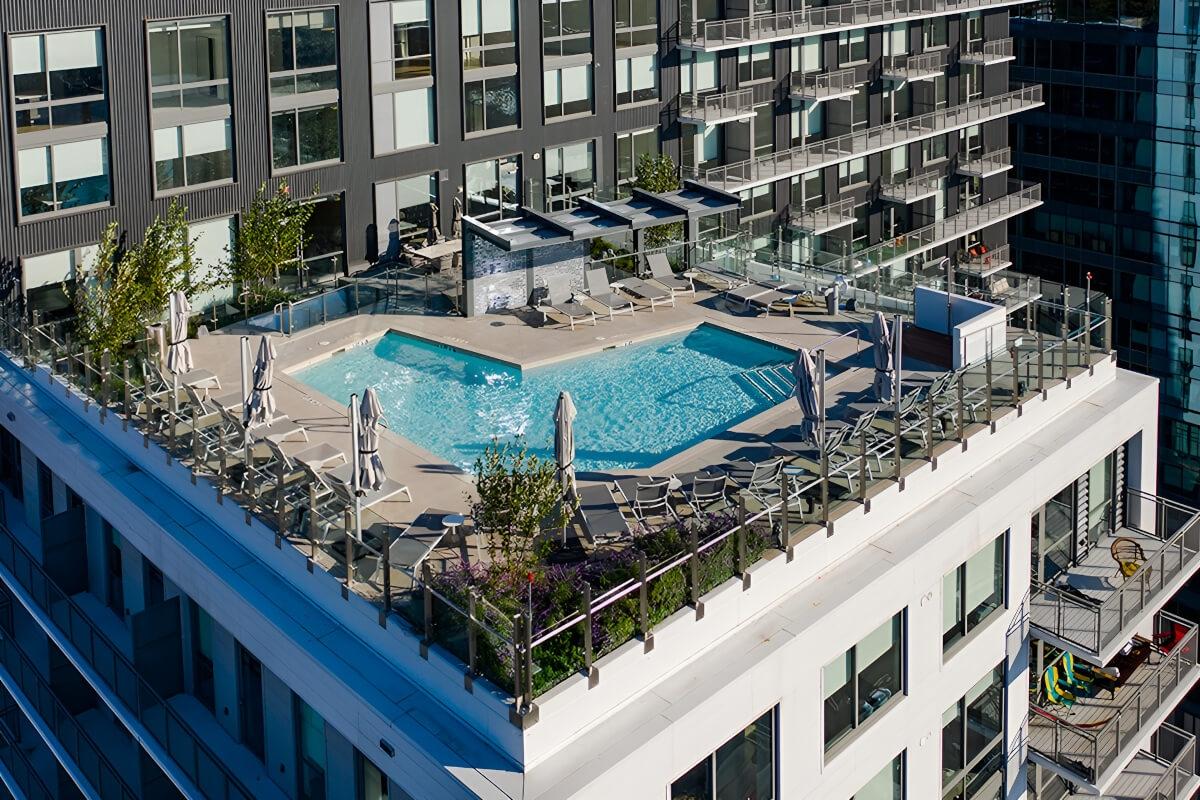 Rooftop pool at Modera Midtown in Atlanta, GA.