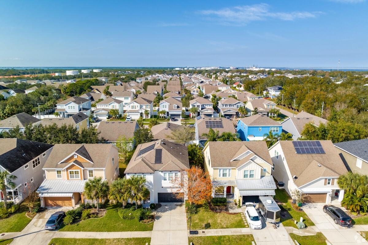 Houses stretch over Port Tampa City.