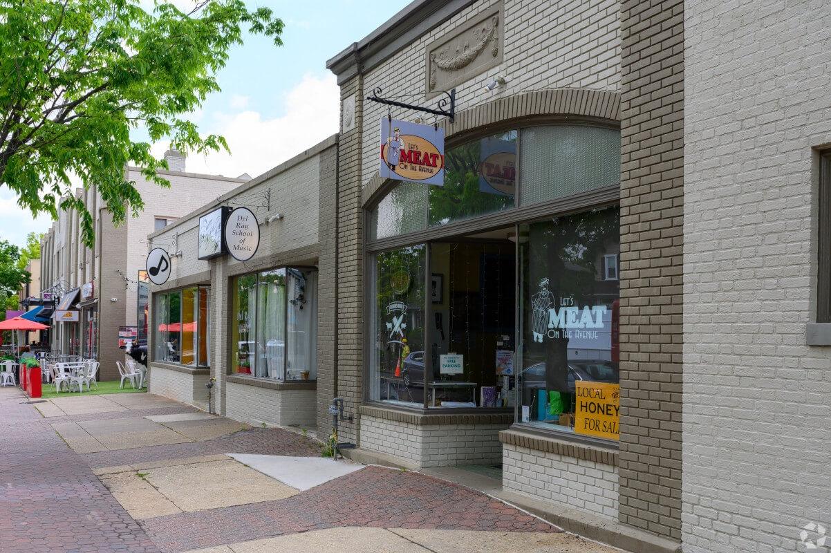 Shopping on main street in Beverly Hills, VA