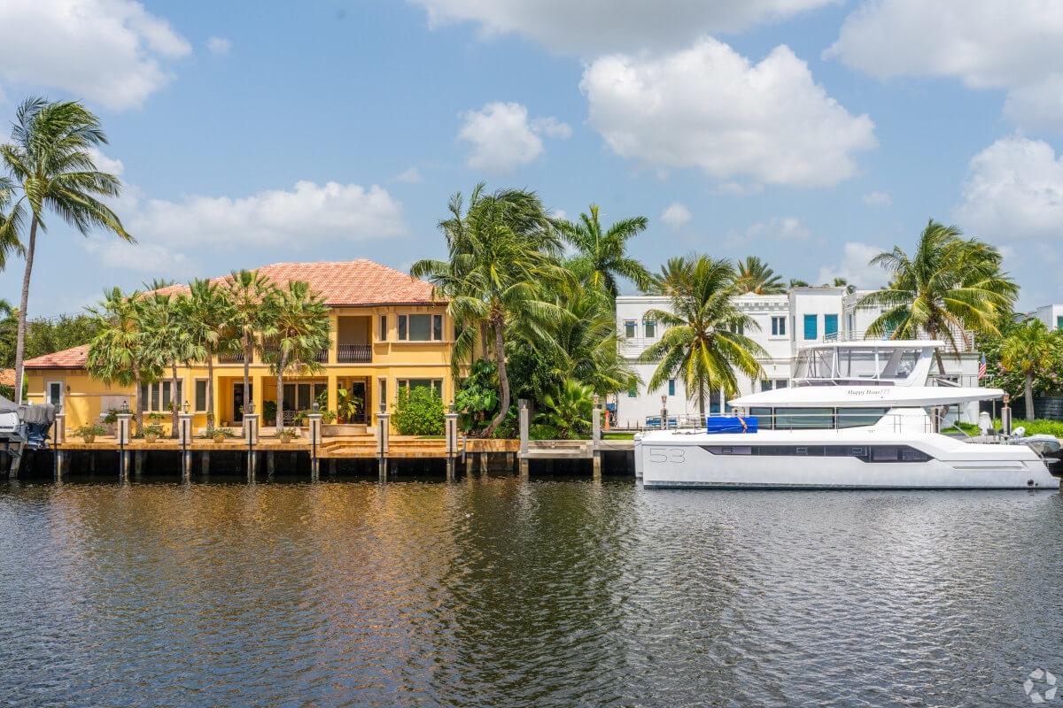 Las Olas Isles neighborhood in Fort Lauderdale