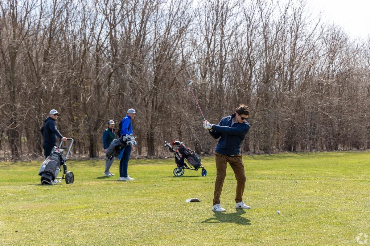 People play golf in Hyde Park.