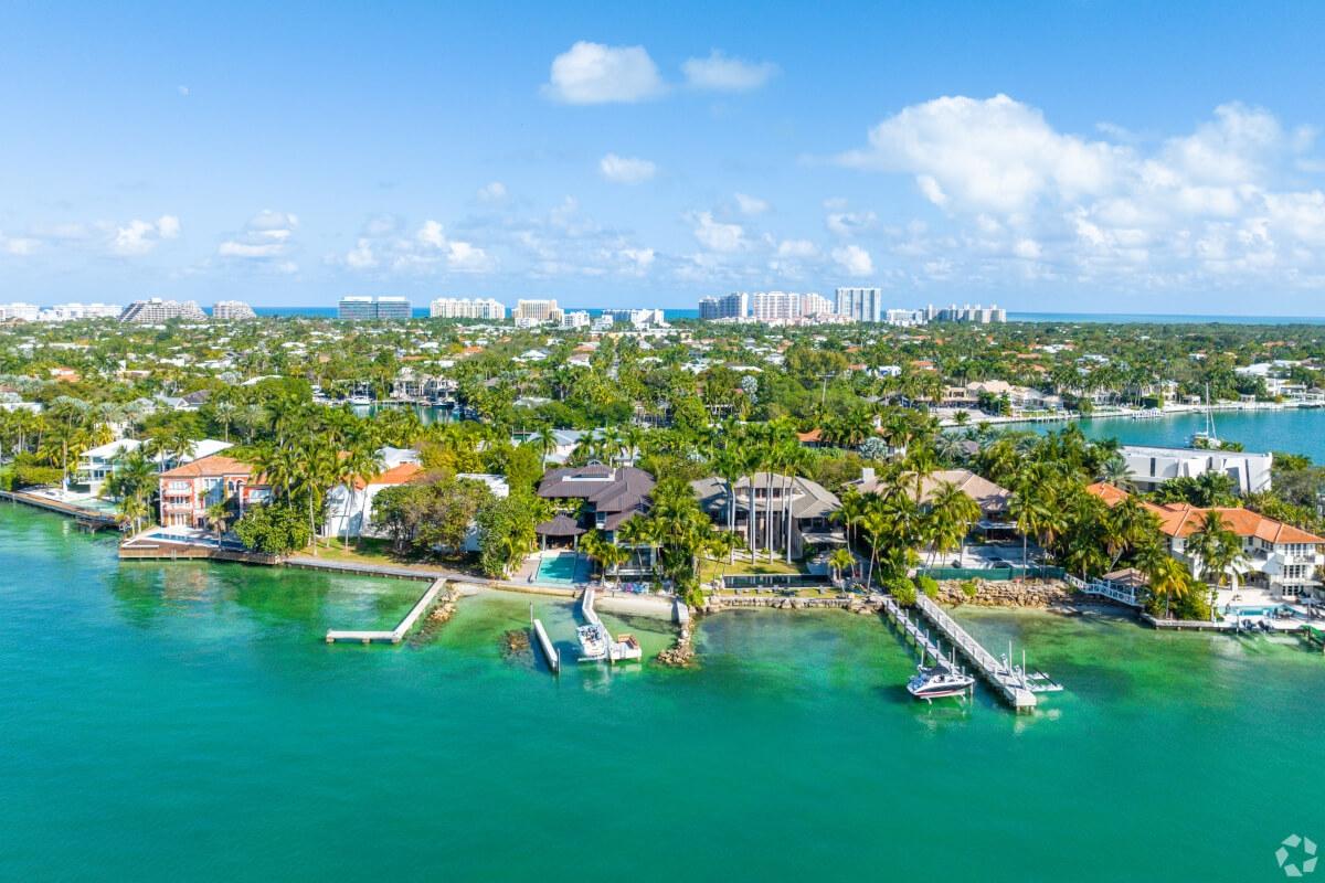 Aerial view of Key Biscayne in Miami Beach