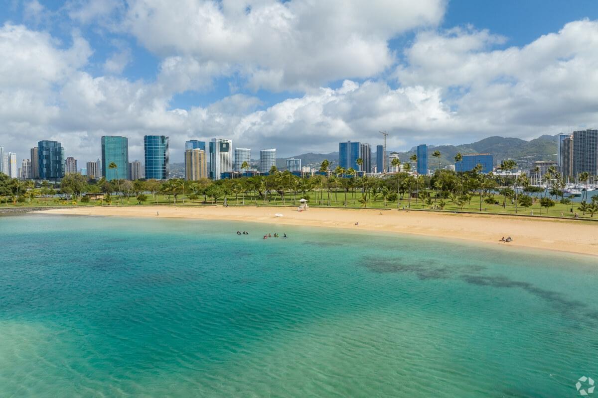 Beautiful coastline of Kakaako