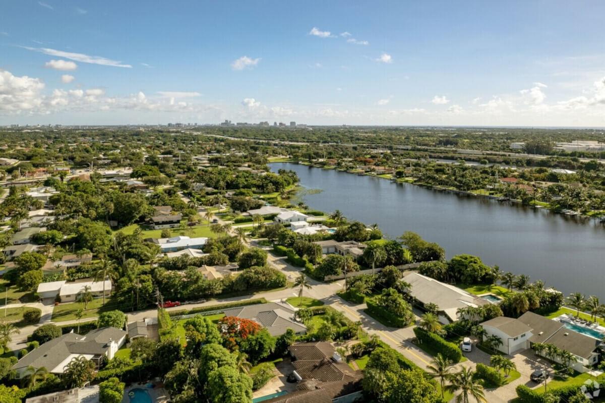 Lake Clarke Shores offers residents beautiful lakeside views.