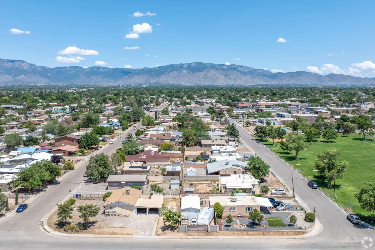 McKinley is in the perfect spot to get wherever you want to go in Albuquerque.