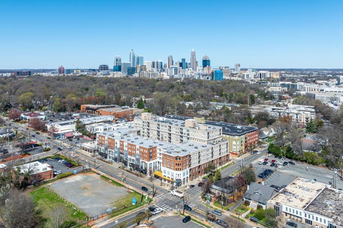 The beautiful neighborhood of Dilworth in an overhead view.