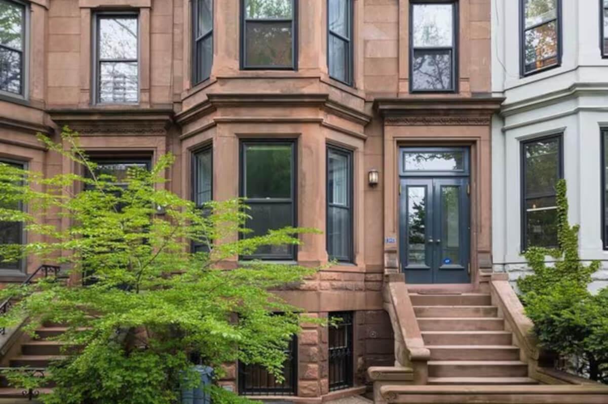 A view of the exterior of 505 1st Street in Brooklyn.