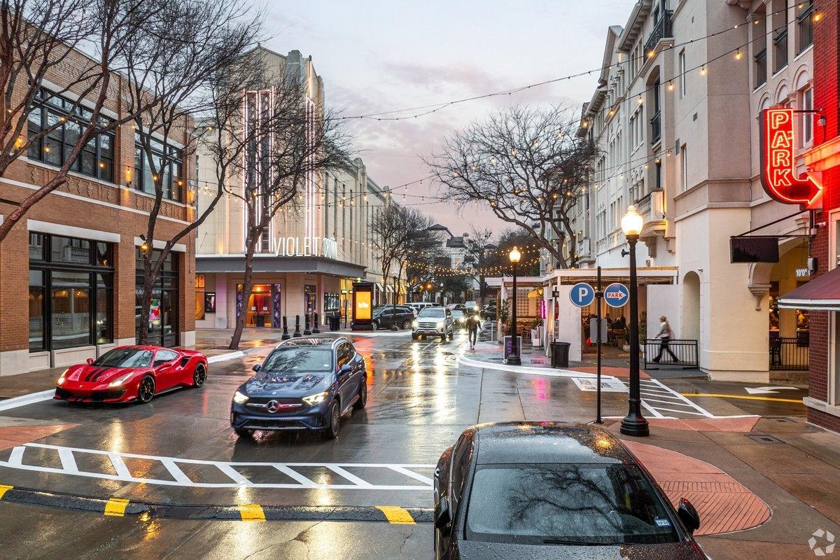 The main street of shops in Uptown in Dallas, TX