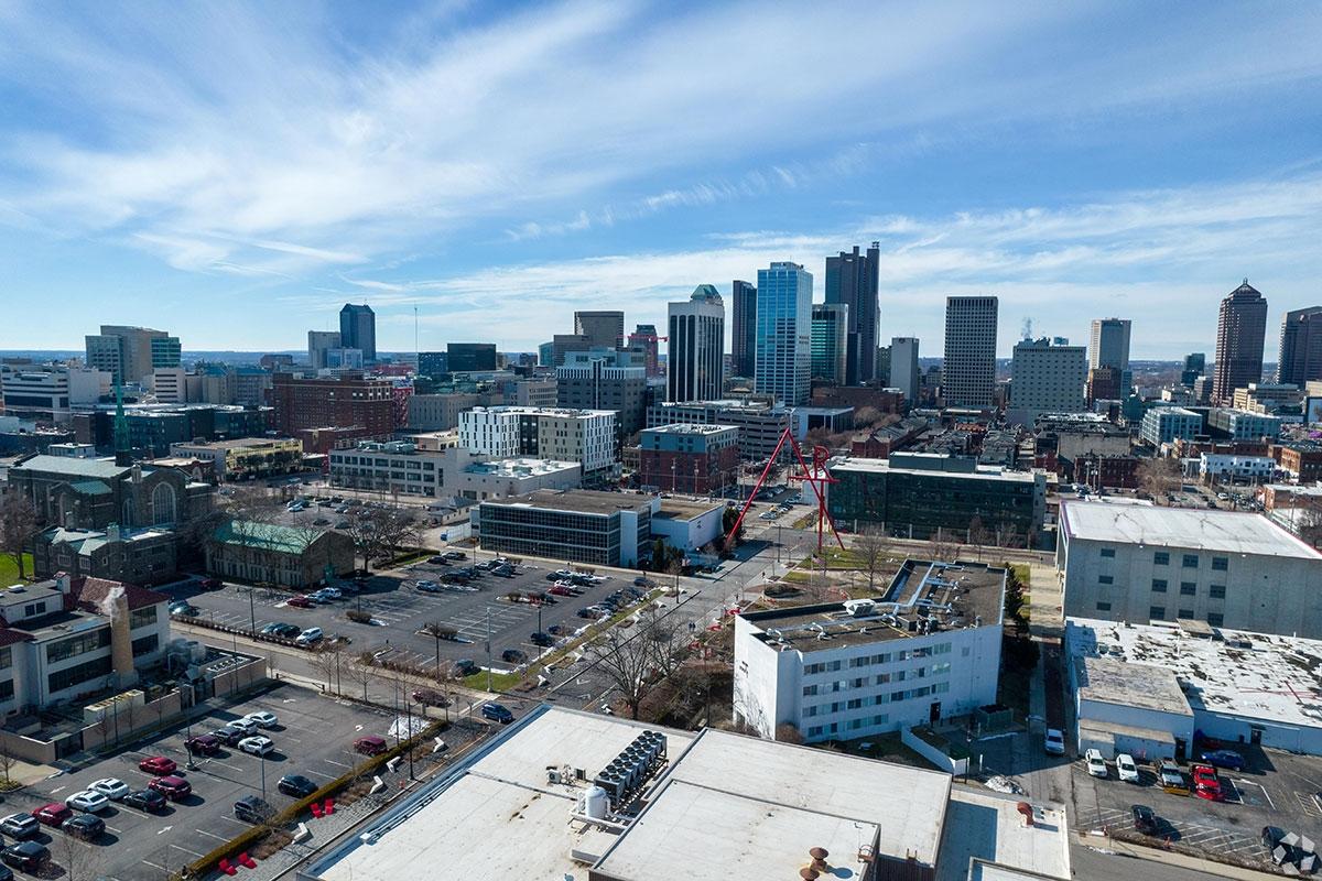 Discovery District is right next to Downtown Columbus with many mid- and high-rises.