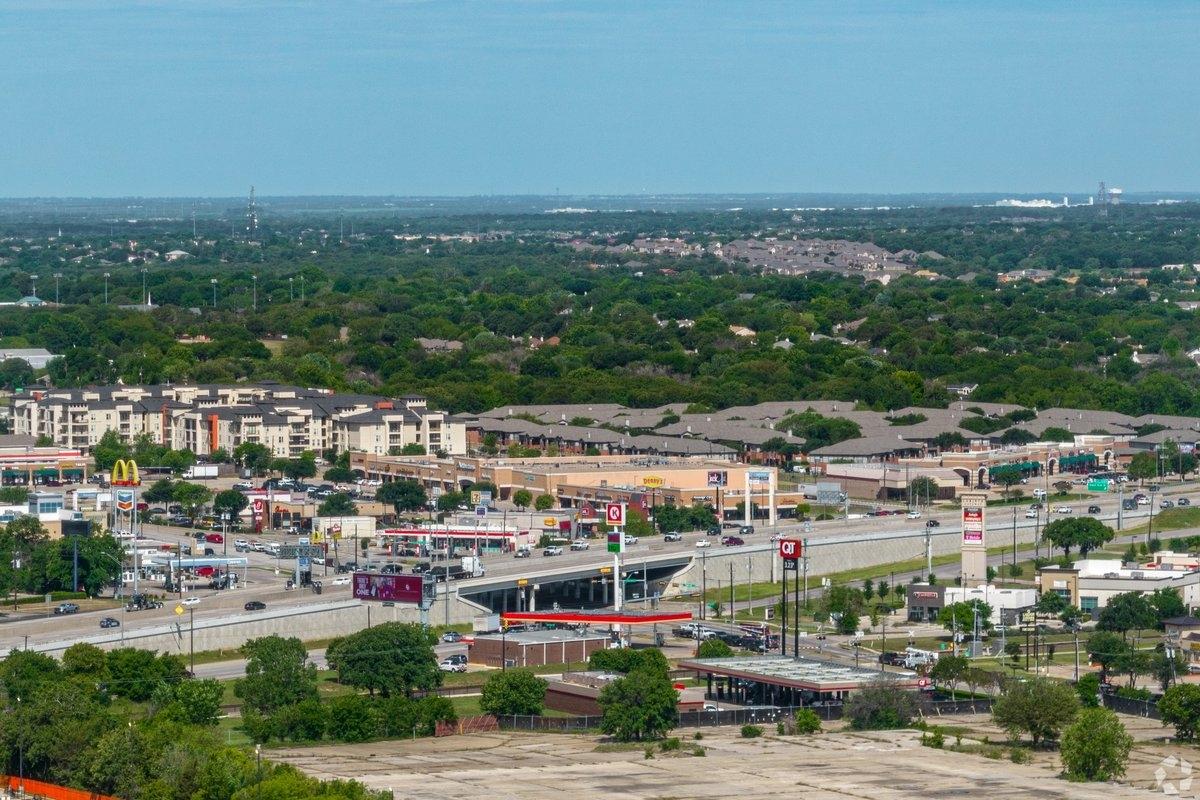 Interstate view of the Hickory Creek neighborhood in Dallas