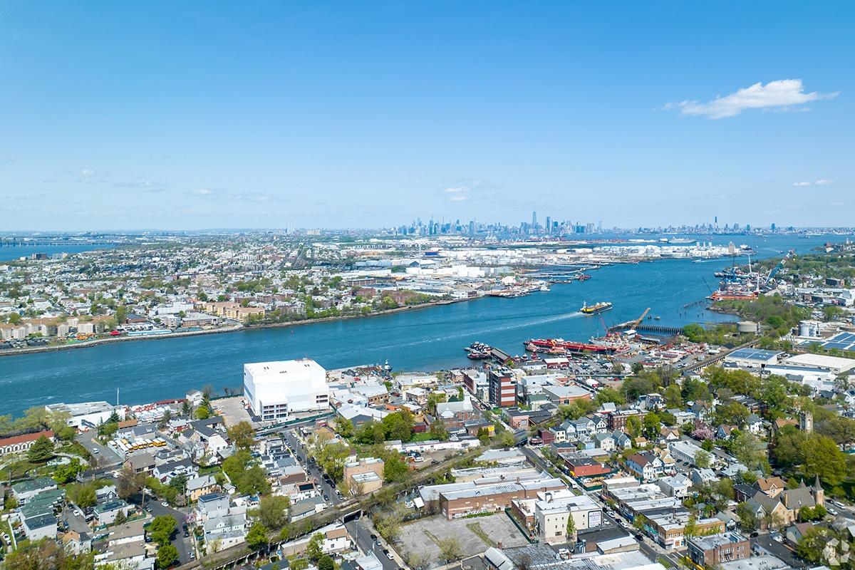 Staten Island is separated from the other boroughs by water.