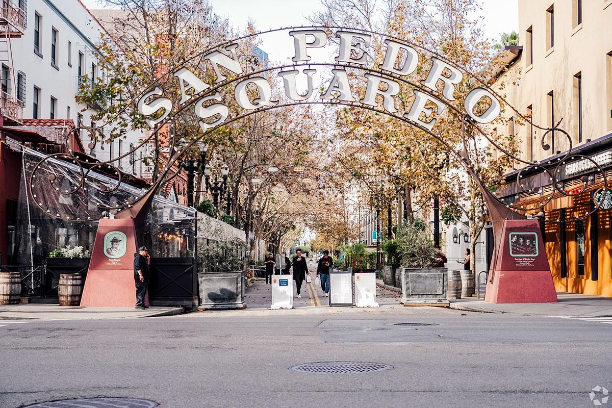 South Market is located just outside the downtown core, with good proximity to nightlife and entertainment.