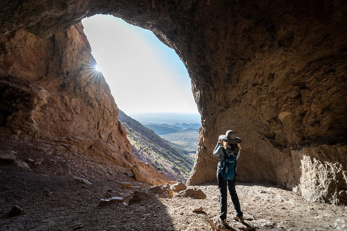 El Paso is in West Texas near New Mexico, welcoming beautiful scenery.