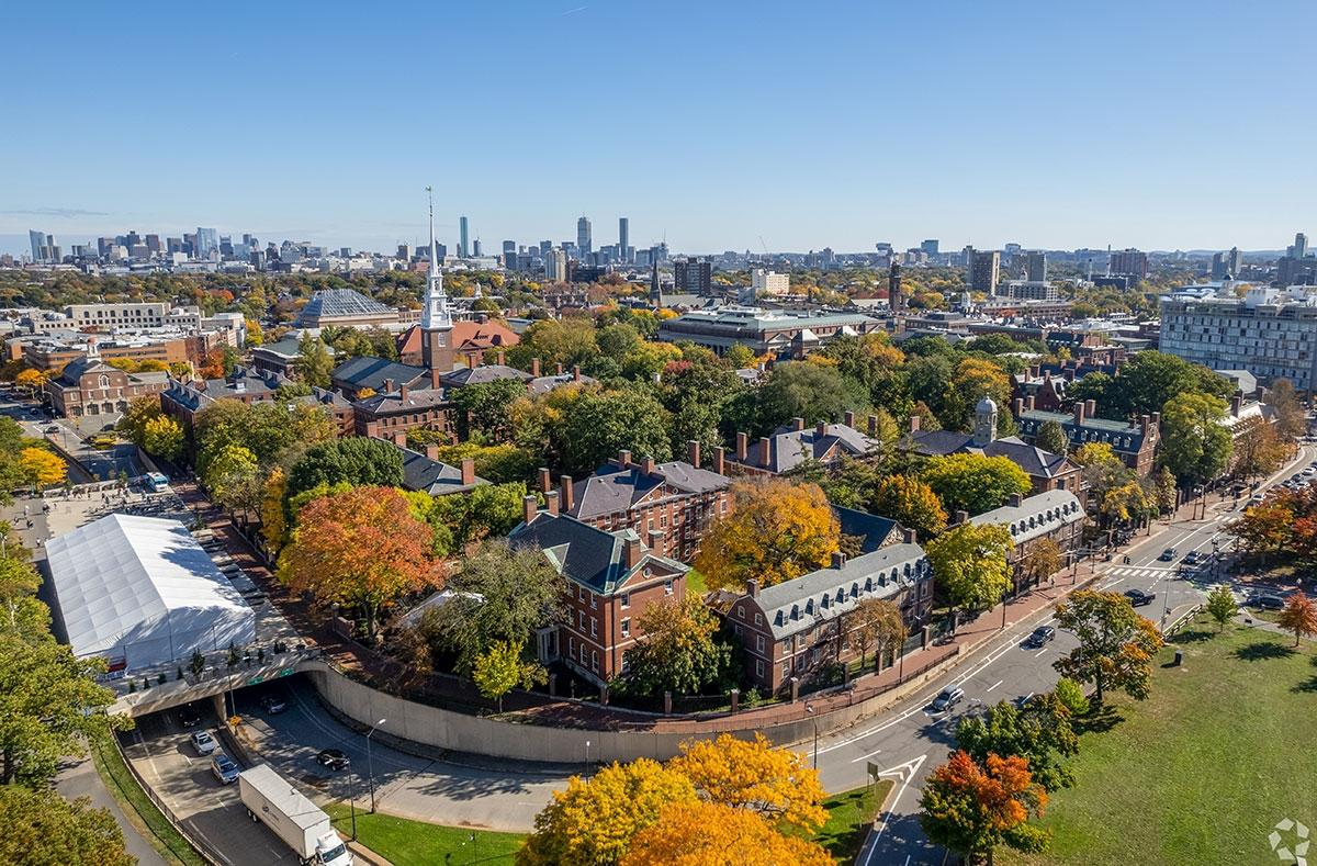 Allston offers one-bedroom apartments in Boston near Harvard University.