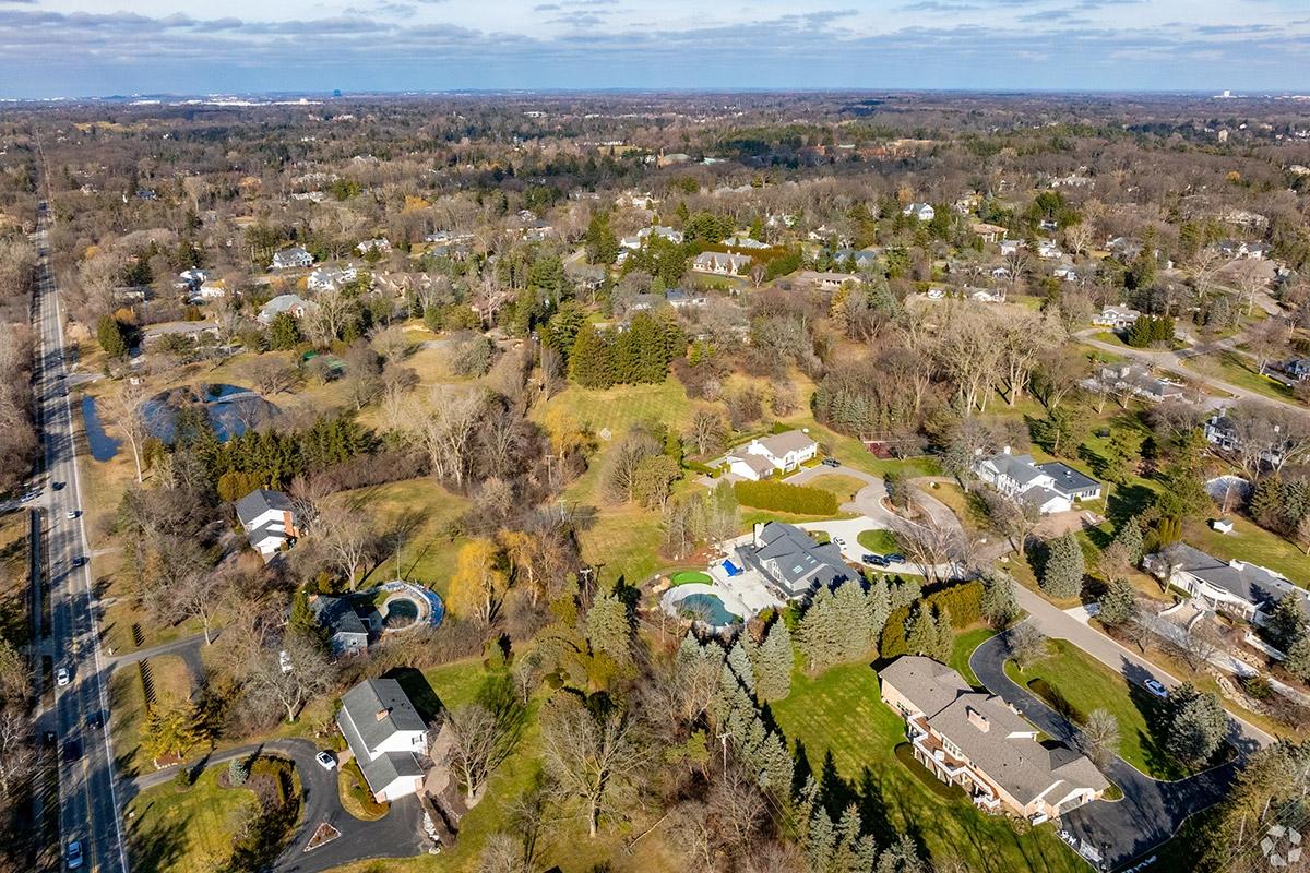 Bloomfield Hills is covered in trees and homes.