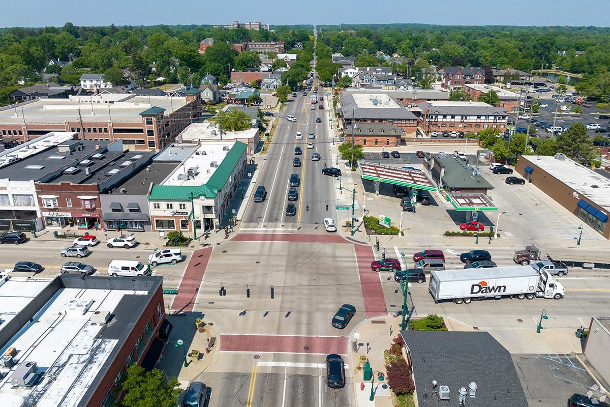 The main street of downtown Rochester is a busy area, with leafy neighborhoods a couple of blocks away.