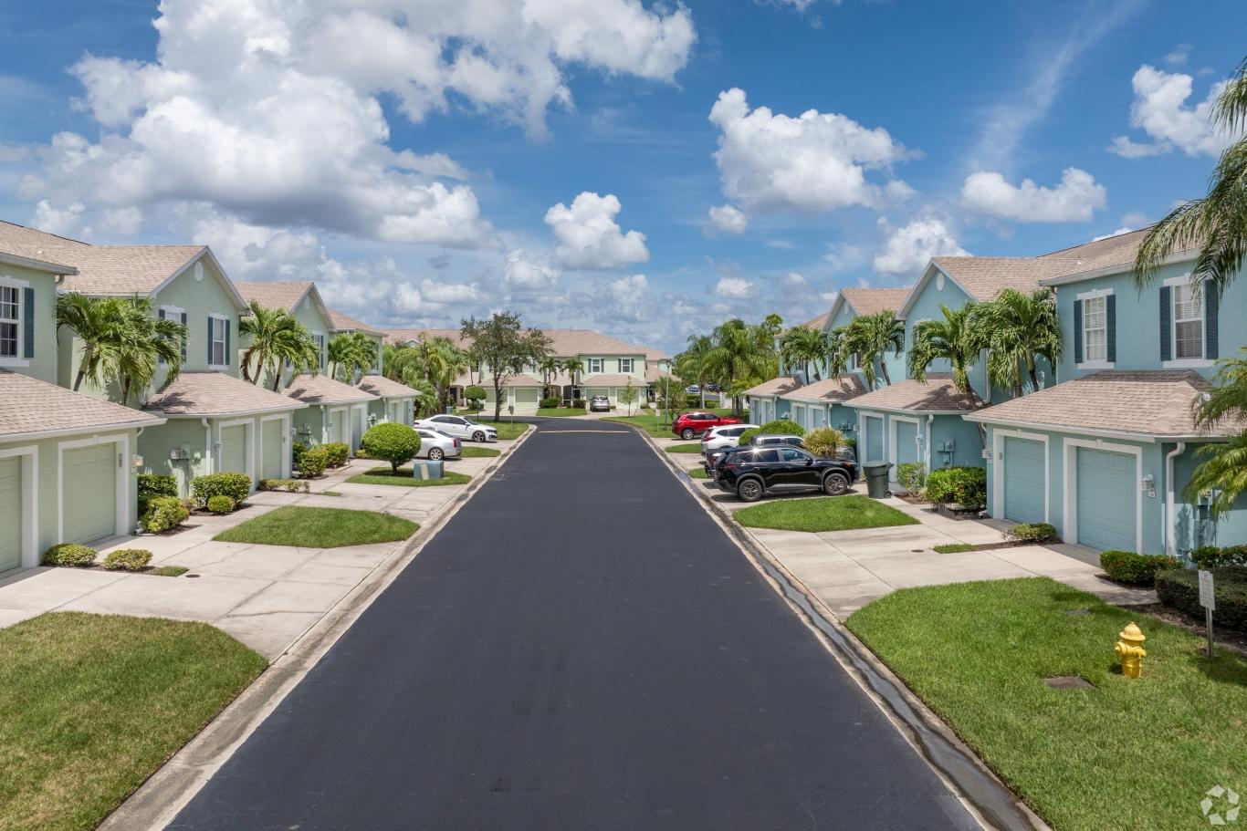 Residential Street in Metro Park, Fort Myers