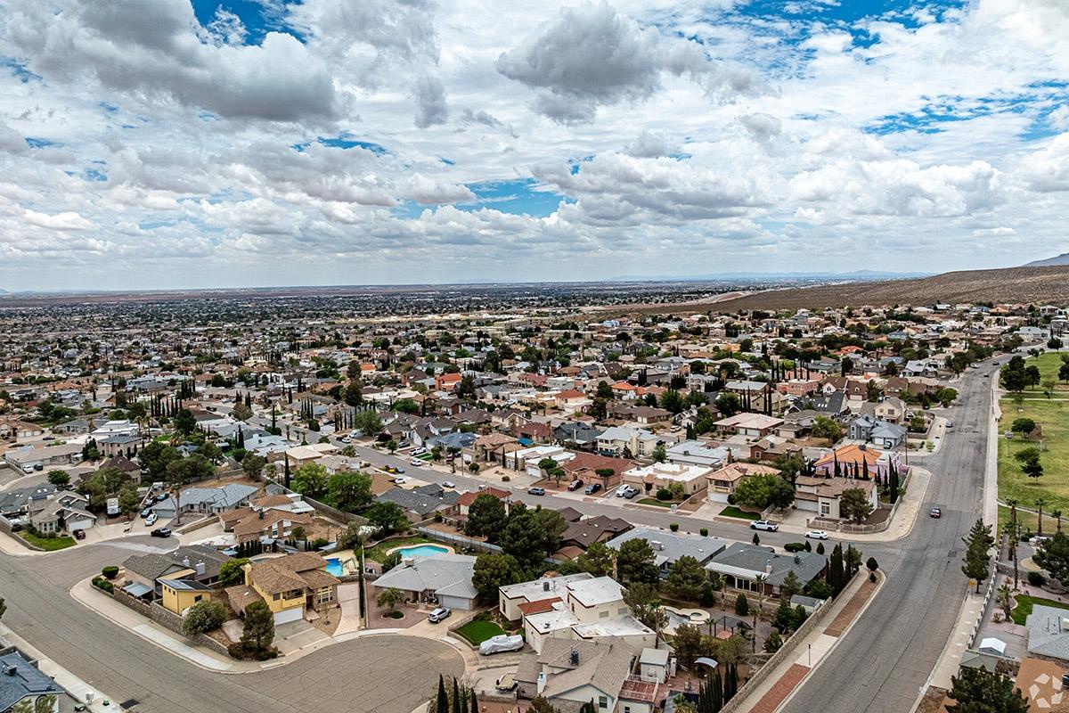 Northeast El Paso is a sprawling neighborhood filled with streets and homes.