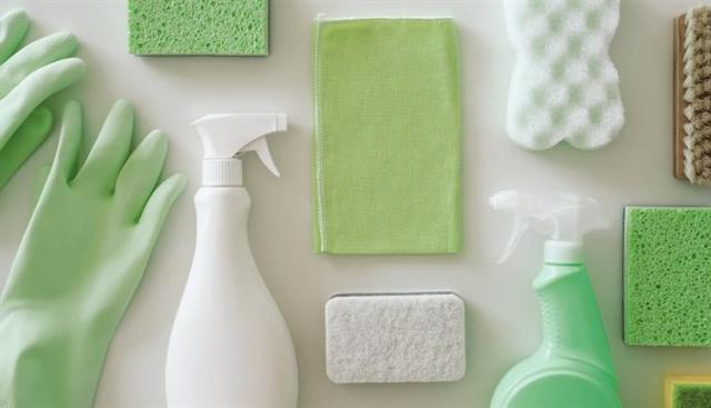 https://www.apartments.com/blog/sites/default/files/styles/small/public/image/2023-06/Cleaning%20Supplies.jpg?itok=e5y4M8rK