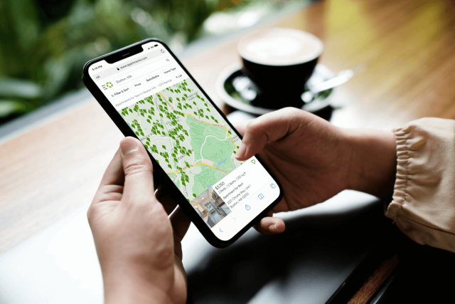 User browses apartment listings on Apartments.com.