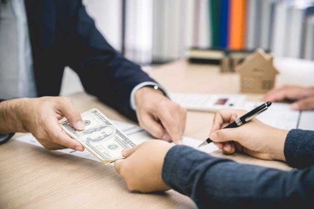 Landlord returns security deposit to tenant.
