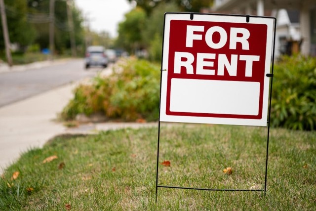 For rent sign in front yard
